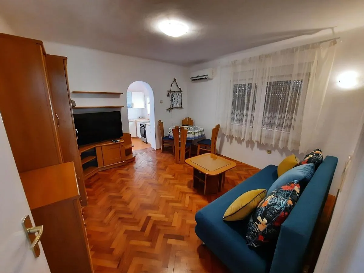 Apartment Maurel Lovran